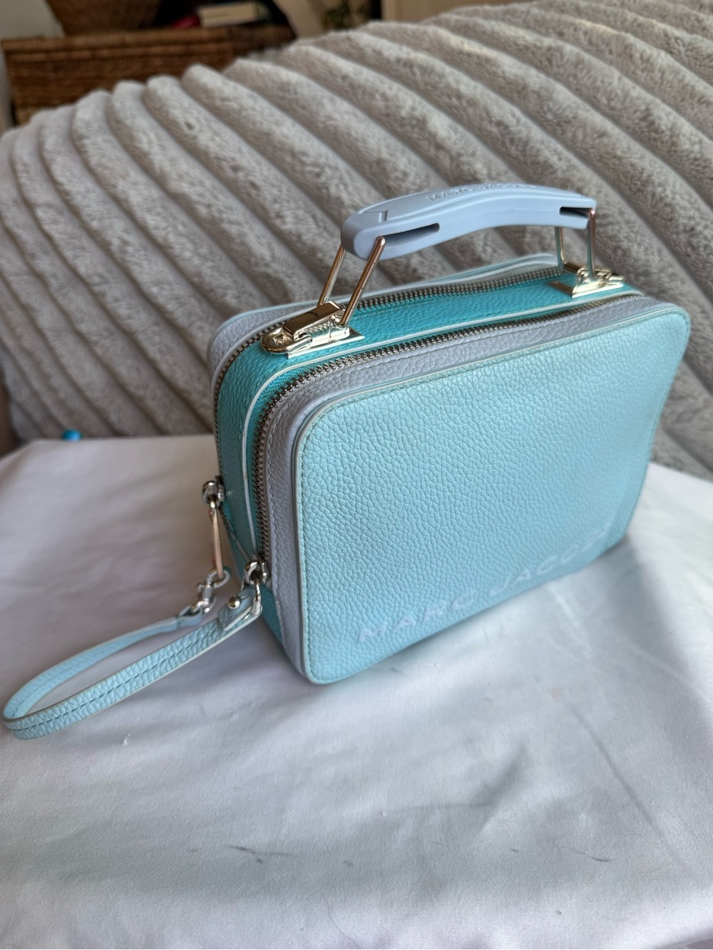 The Box 20 Marc Jacobs Light Blue Double-Zip Leather Bag Wristlet Top Handle